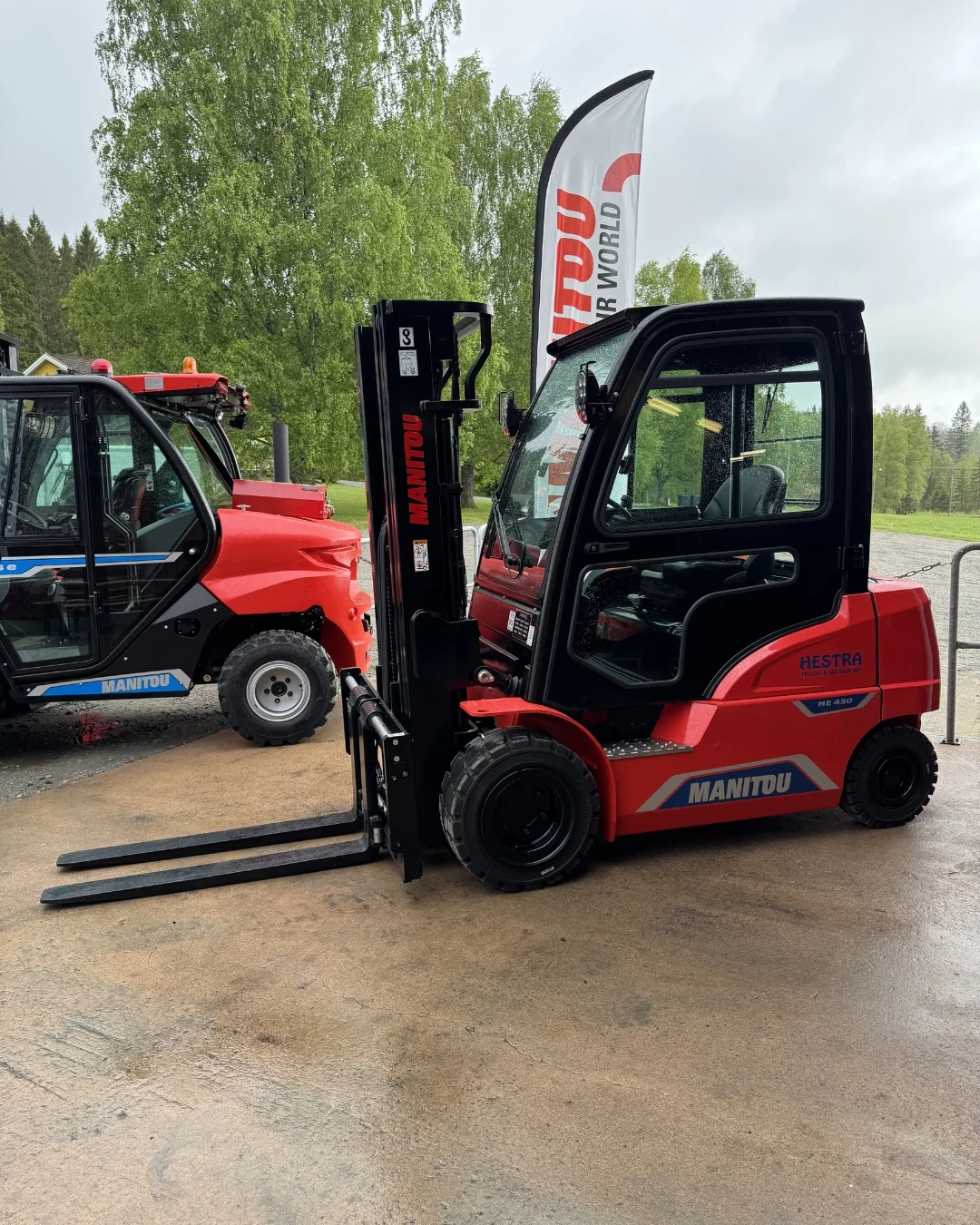 Gäster och samarbetspartners på Hestra Truck